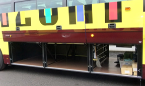 3列貫通トランク